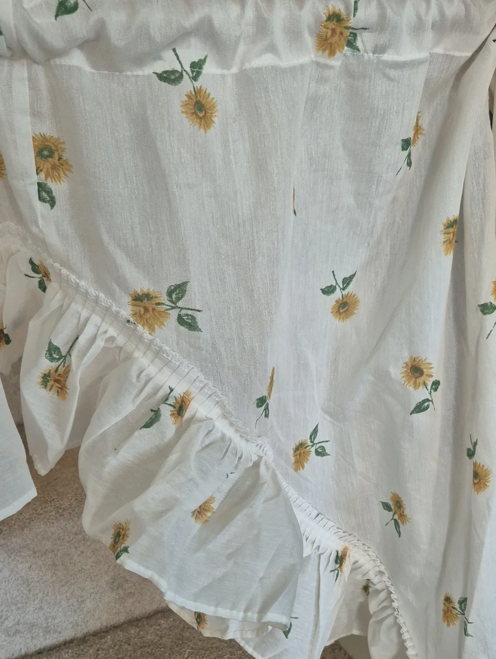 One Piece White Swag Ruffled Curtain 57x37